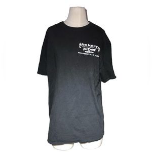 The KERRY PIPER | SHORT SLEEVE GRAPHIC CREW NECK TEE